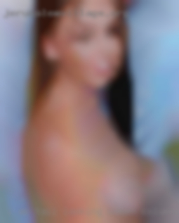 I am tall looking women Columbus, Ohio brown hair and brown eyes.